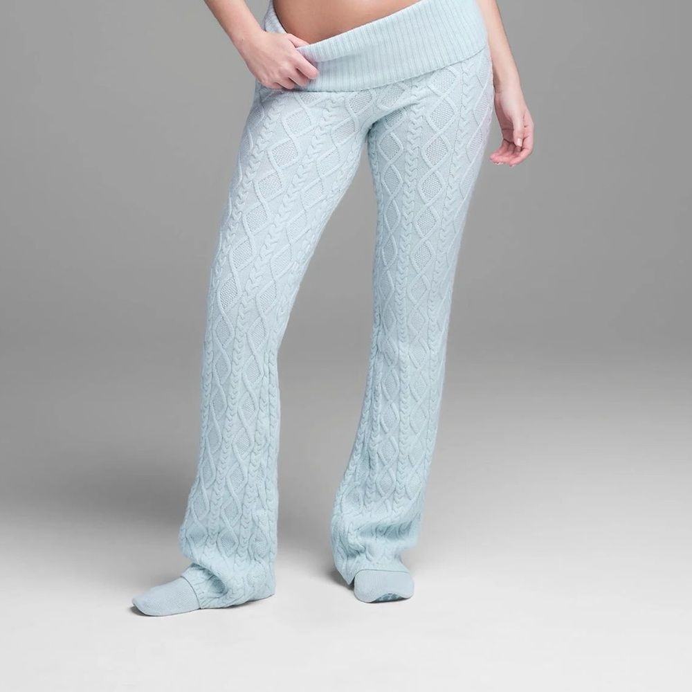 NWT RARE SKIMS Snow Bunny Knit Foldover Pant in Cloud